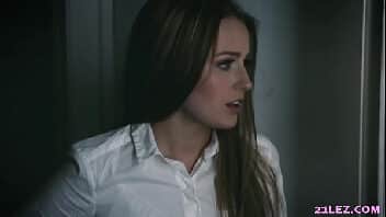 Bangbross linda adolescente chupando a perereca da loirona Bangbross linda adolescente chupando a perereca da loirona