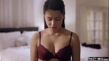 Download video porno dessa novinha perfeita metendo com o dotado Download video porno dessa novinha perfeita metendo com o dotado