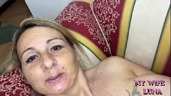 Sexo amador coroa dando a buceta gostosa